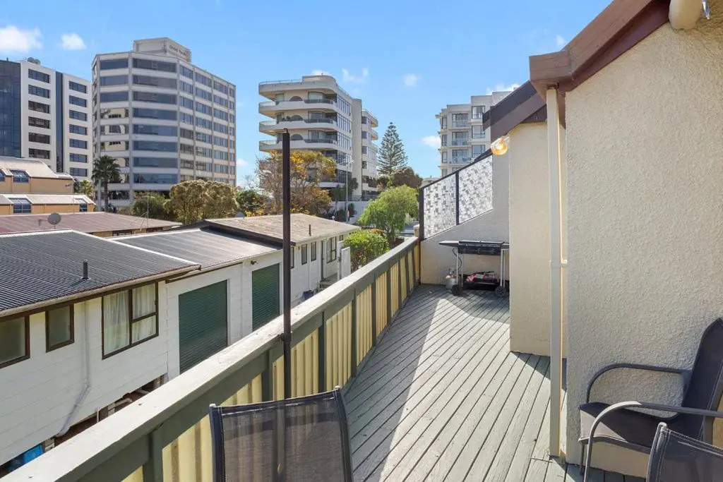 Downtown Mountview - Mt Maunganui Holiday Home