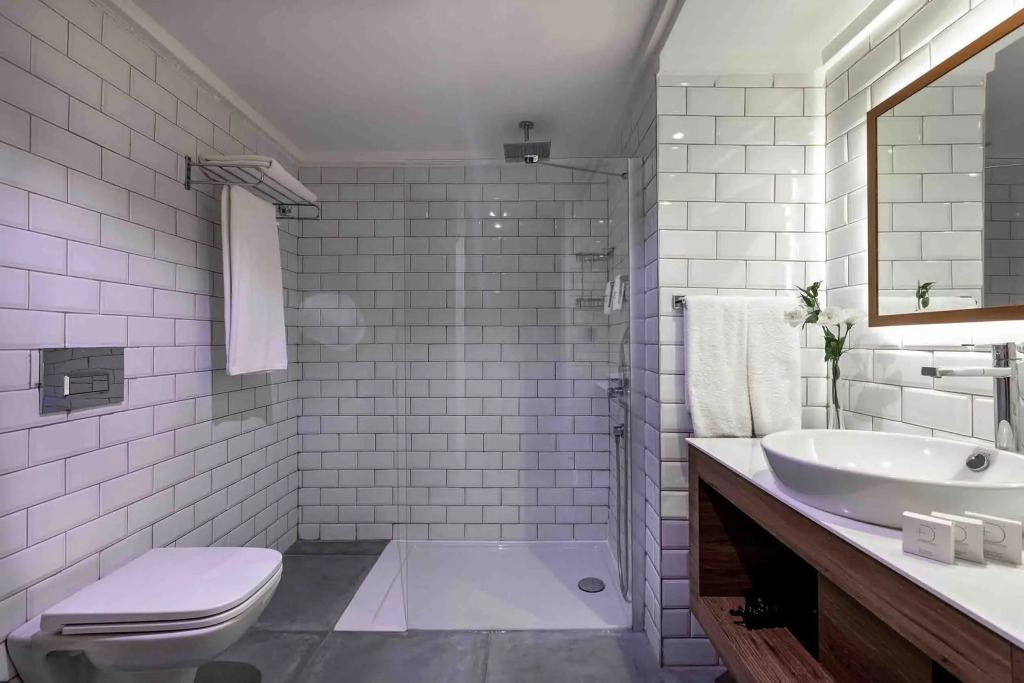 Design Plus Seya Beach Hotel