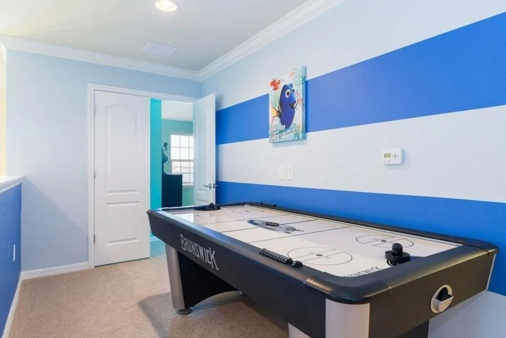 TC2119 Windsor at Westside - 8 Br Home