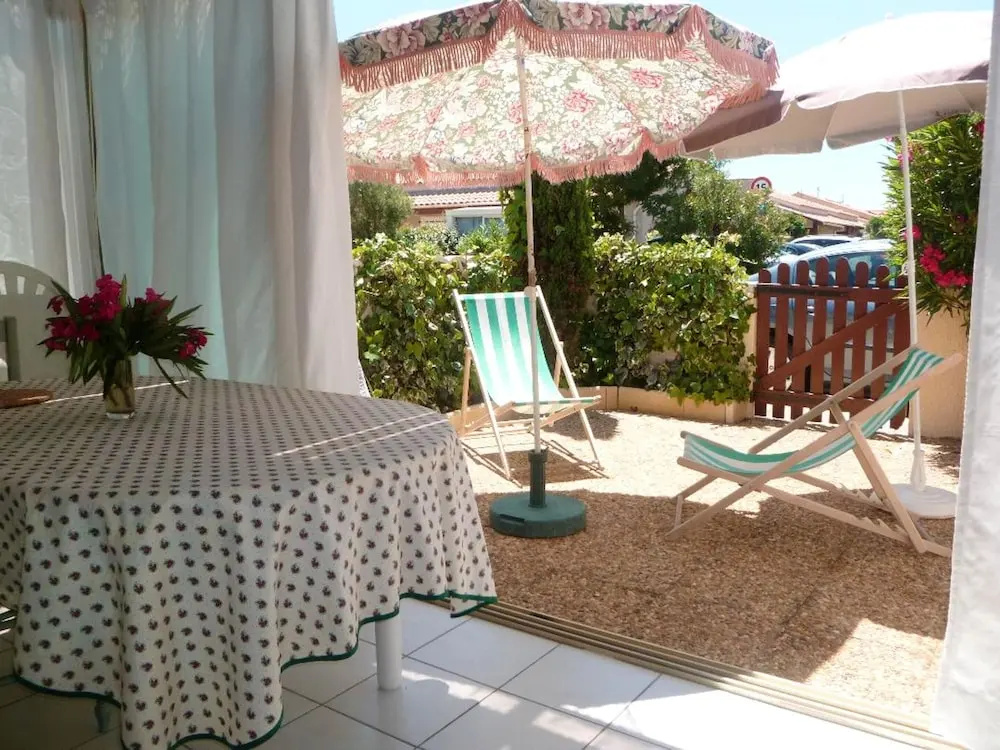 House With 2 Bedrooms in Gruissan, With Shared Pool and Enclosed Garden - 400 km From the Beach