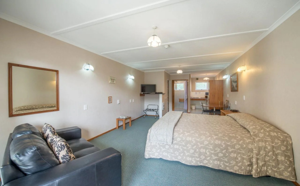 Amber Court Motel