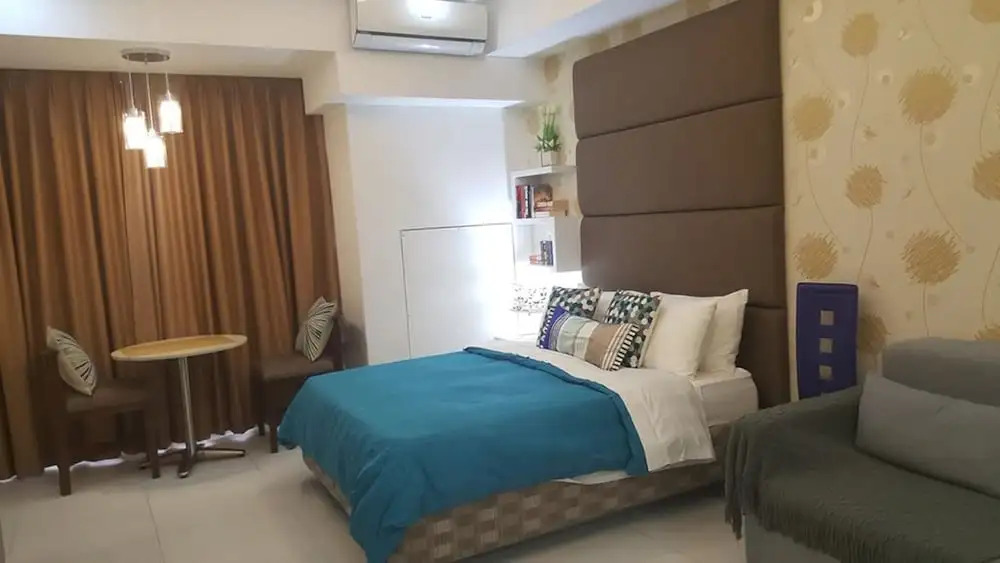 Twin Oaks Place Units