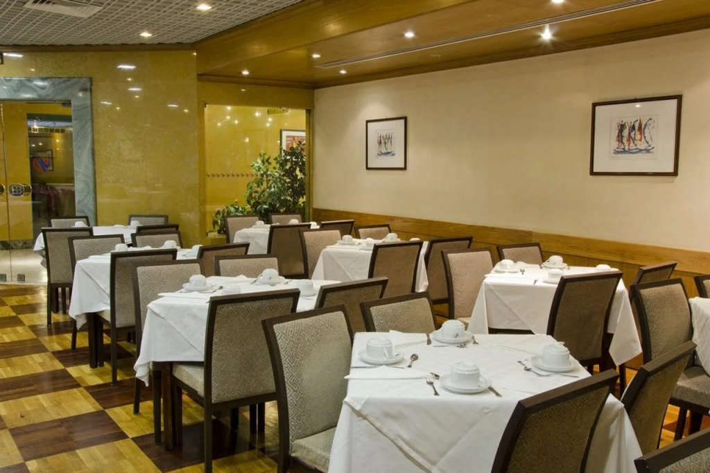 VIP Inn Berna Hotel