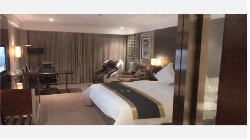 Yicheng Hotel