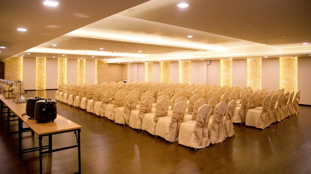 Raahat Inn