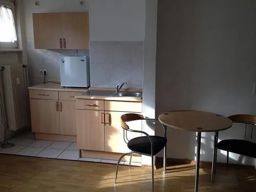 City Hotel-Garni