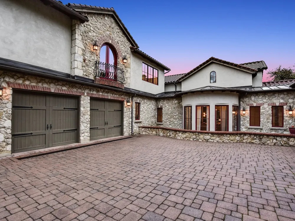 Brandon House #143476 - 5 Br Estate
