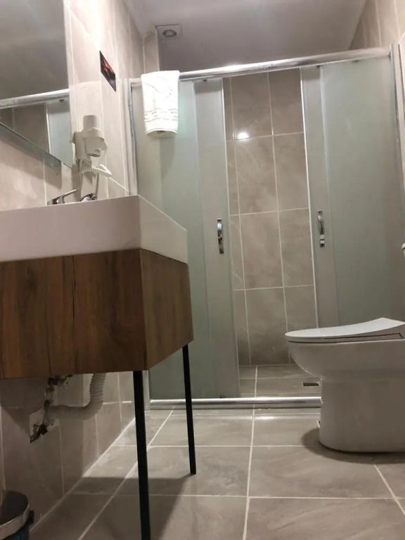 La Pera Suites