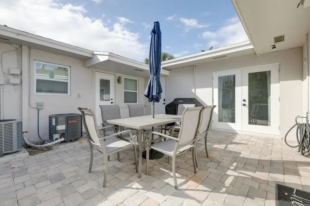 Intracoastal Getaway! North Palm Beach Apartment