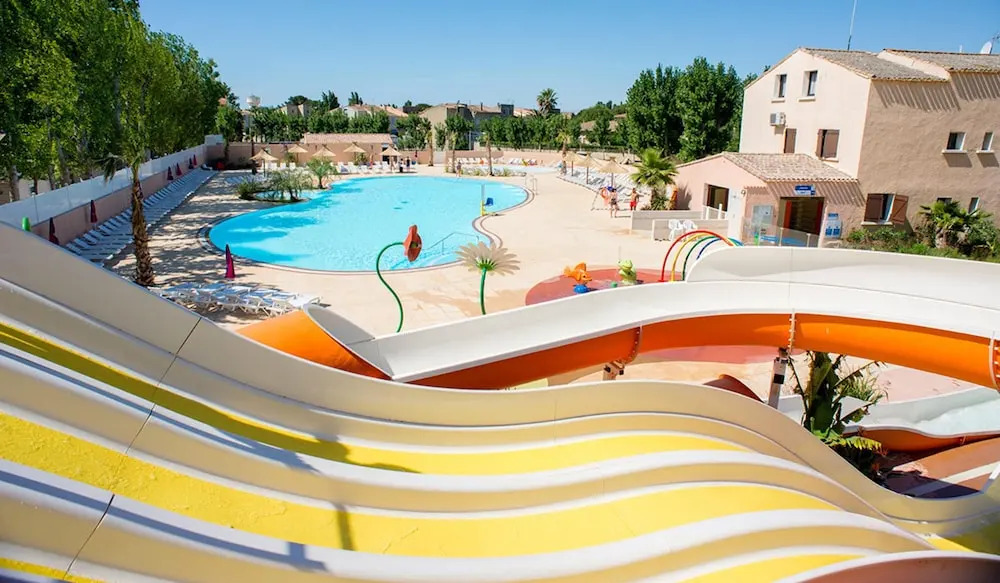 Bungalow With 3 Bedrooms in Valrasplage, With Shared Pool, Terrace and Wifi - 1 km From the Beach