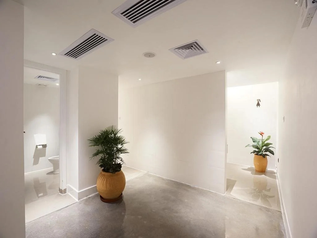 Ceramics International Hotel