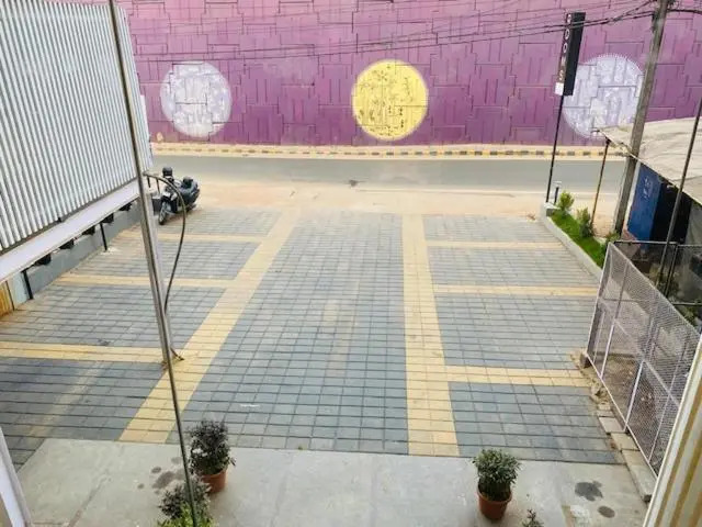 Hotel Plaza Heights by RAK Rooms, Mangaluru