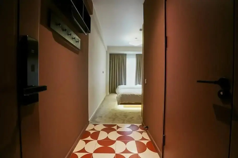 Nomad Camp Hotel