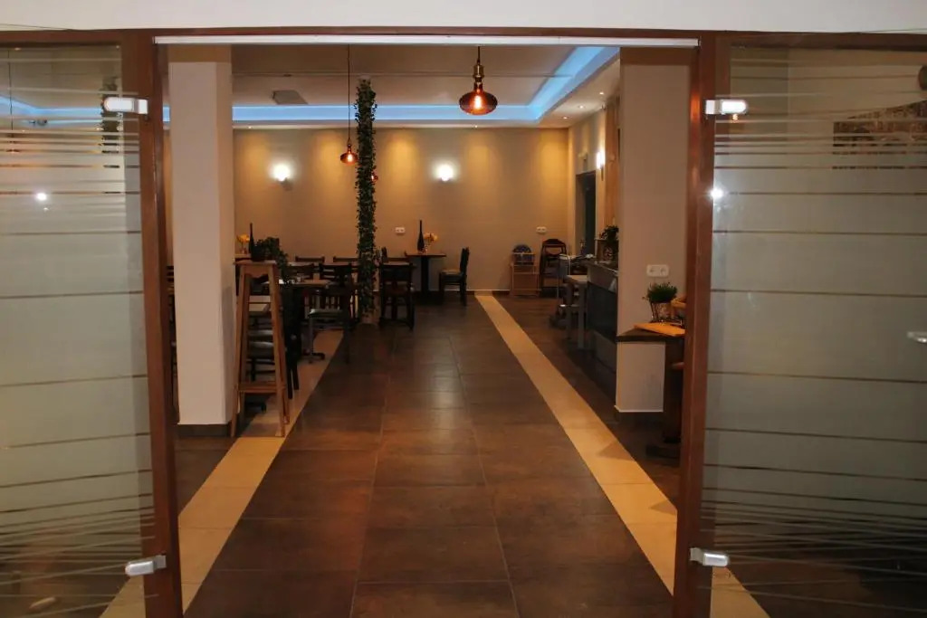 Hotel Maximo