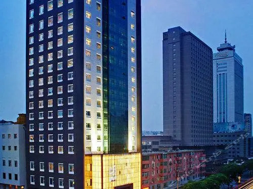 Yitel (Taiyuan Tongluowan Plaza)