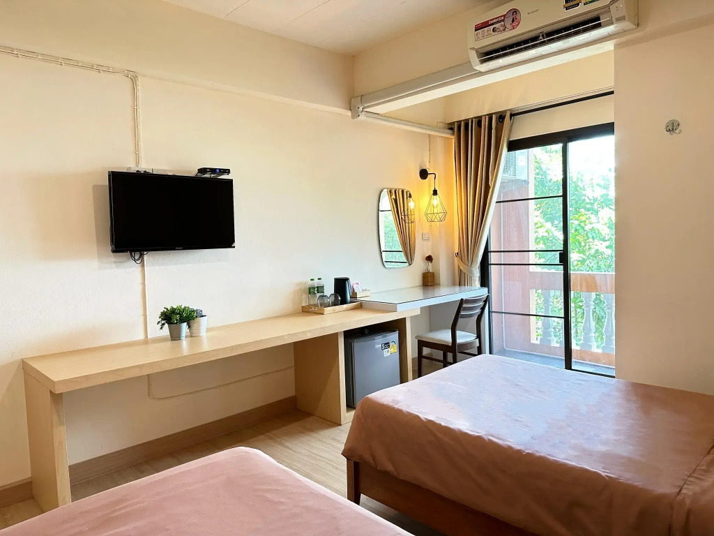 I-Home Residence and Hotel