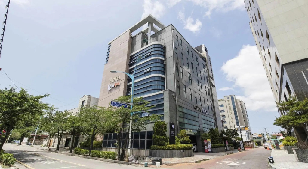 Ruby Tourist Hotel Wolmido