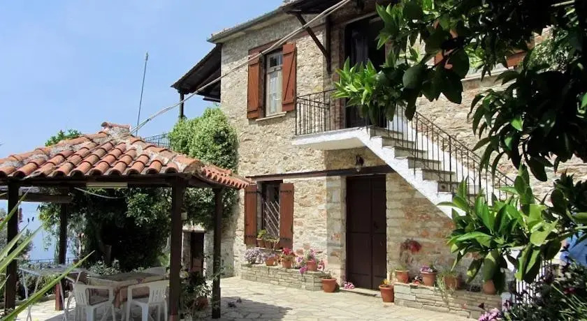 Tsorni Hill Cottage
