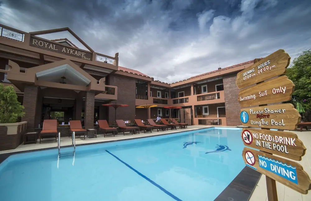 Royal Aykare Lodge
