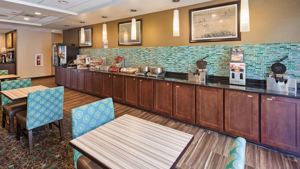 Wingate by Wyndham Harrisburg Near Hershey