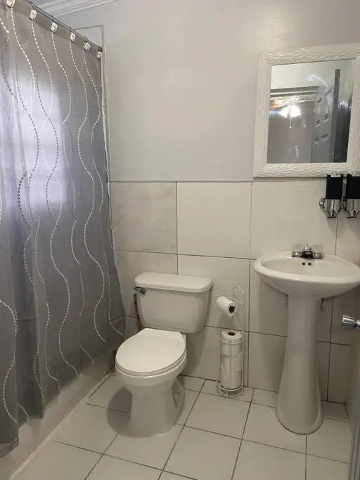 Airy 1-bedroom apartment 3 minutes from Downtown