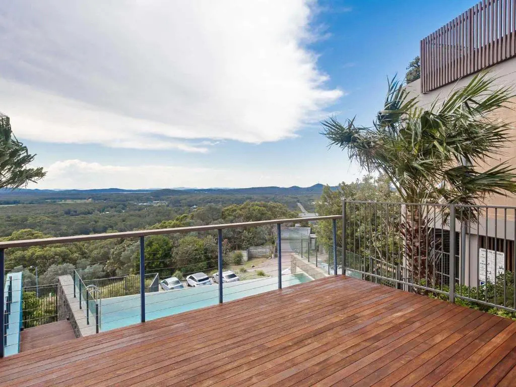 Beach House 7, Air Conditioned, Wi-Fi, Foxtel, Linen, Communal Pool and Spa