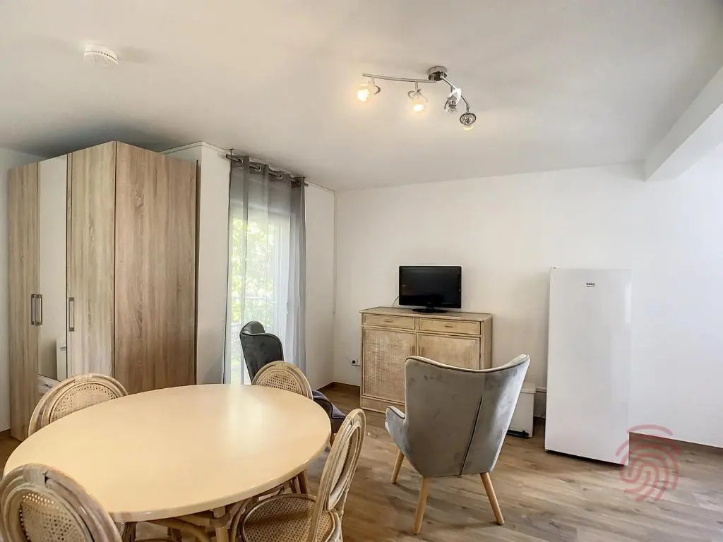 Appartement Lamalou-les-Bains, 1 pièce, 2 personnes - FR-1-451-46