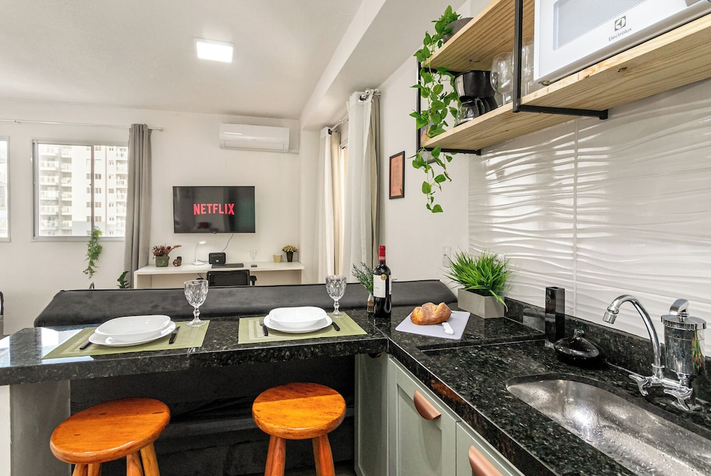 Moderno com AC piscina e academia
