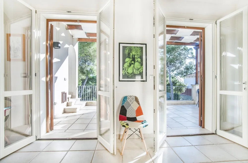 Caper Villa