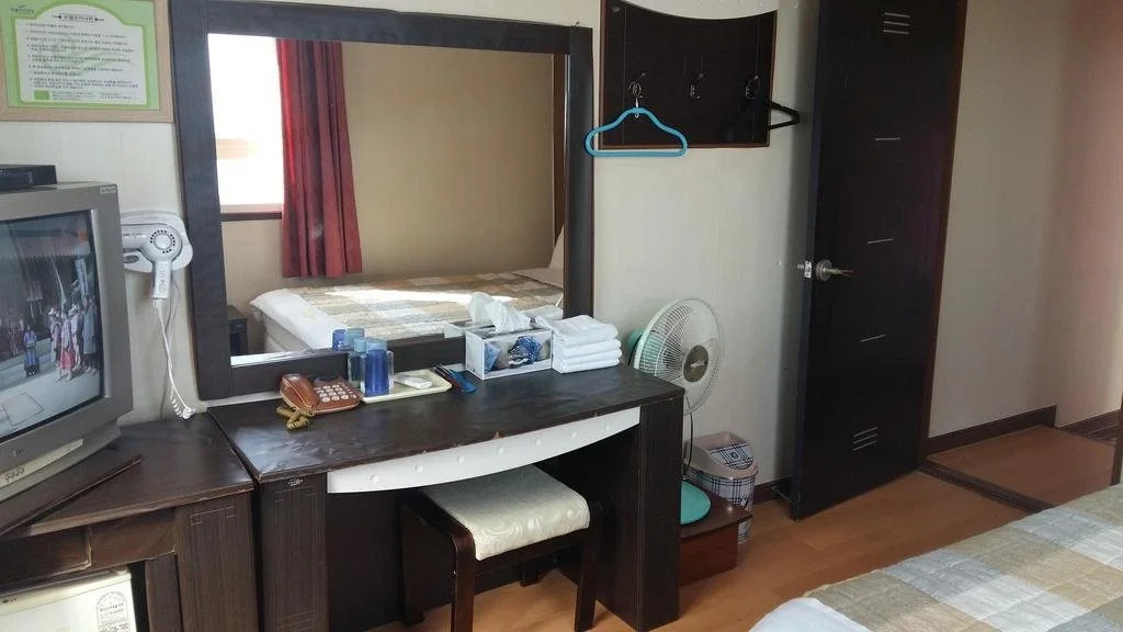 Geoje Mongdol Beach H Avenue Hotel