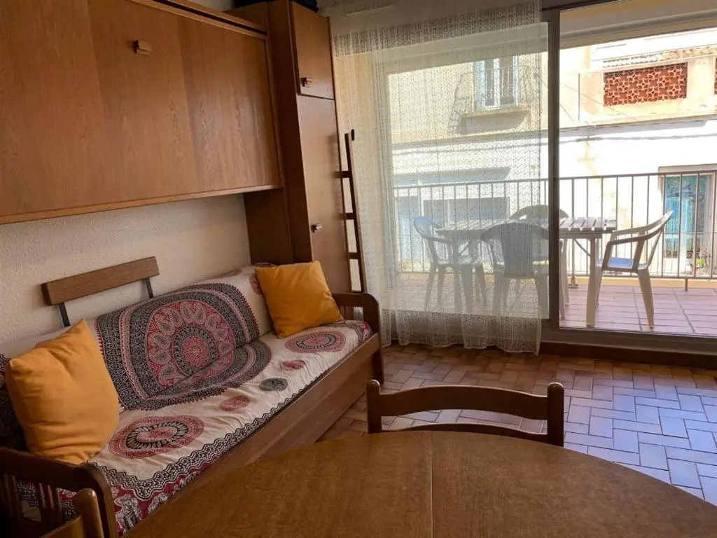 Appartement Mèze, 2 pièces, 4 personnes - FR-1-604-30