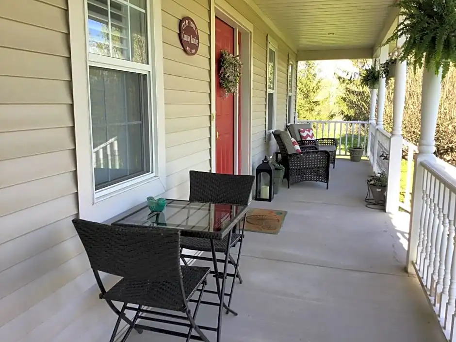 Old Town Country Landing