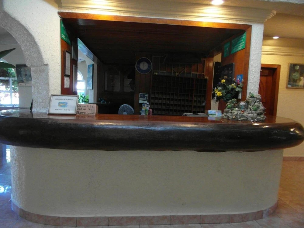 Hotel Delfines Del Mar