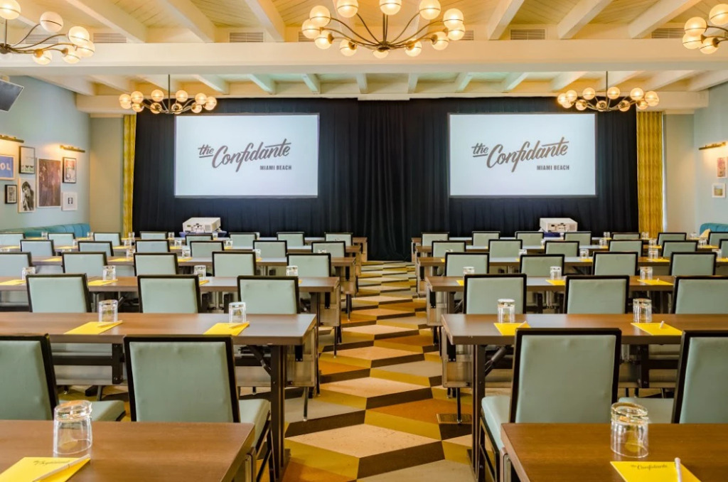 Курорт Andaz Miami Beach Resort & Spa