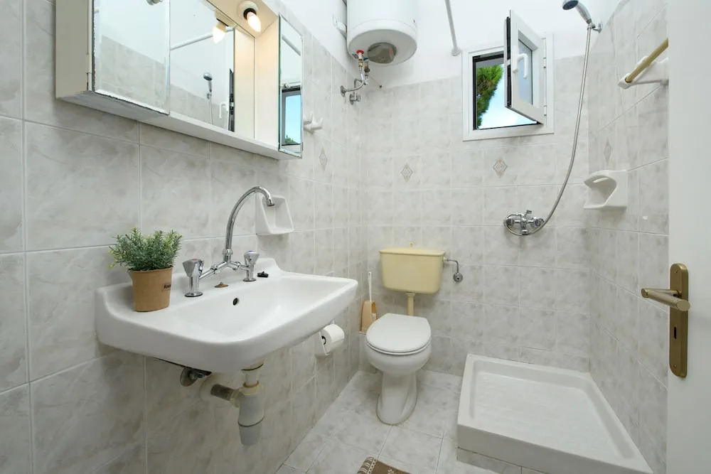Marina Apartments, Agios Gordios Corfu