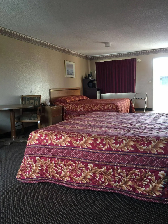 Regal Inn