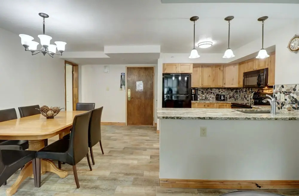 Mp504/mp506h Mountain Plaza 2br 3ba 2 Bedroom Condo