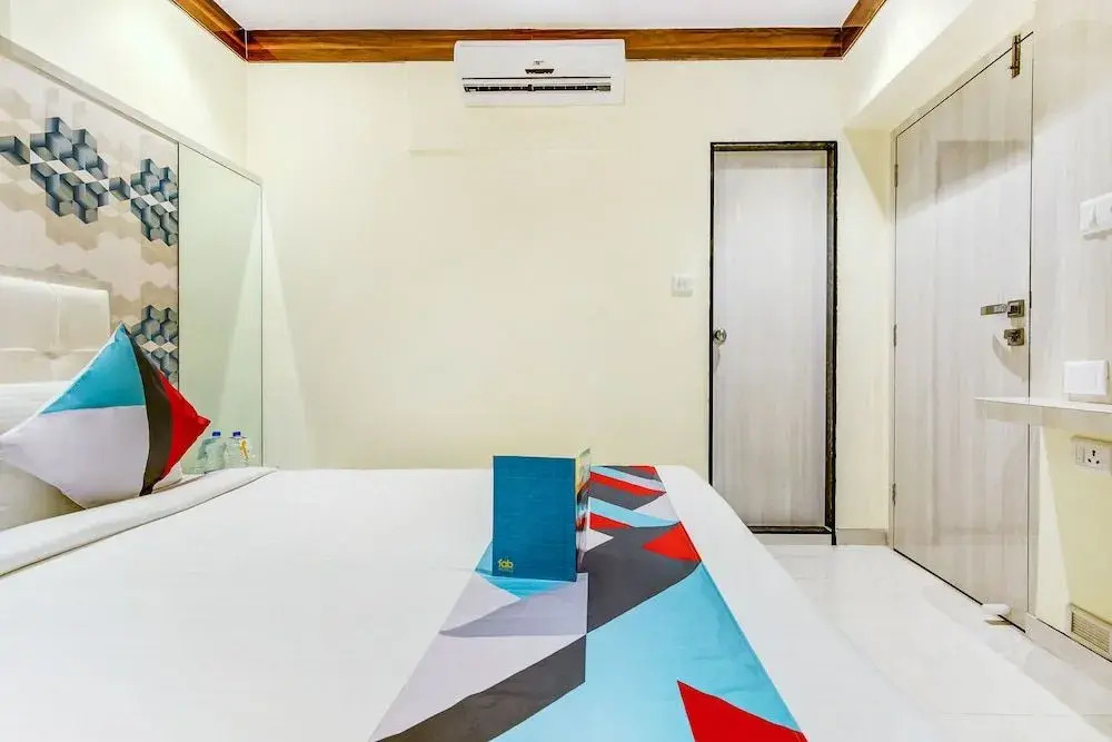 Fabhotel Saim Pride