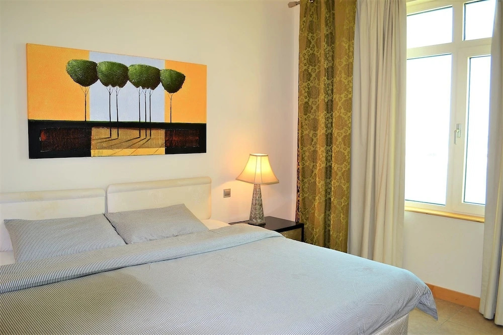 Entire 1 Bedroom Apartment in the Prestigious Palk Jumeirah - NBT