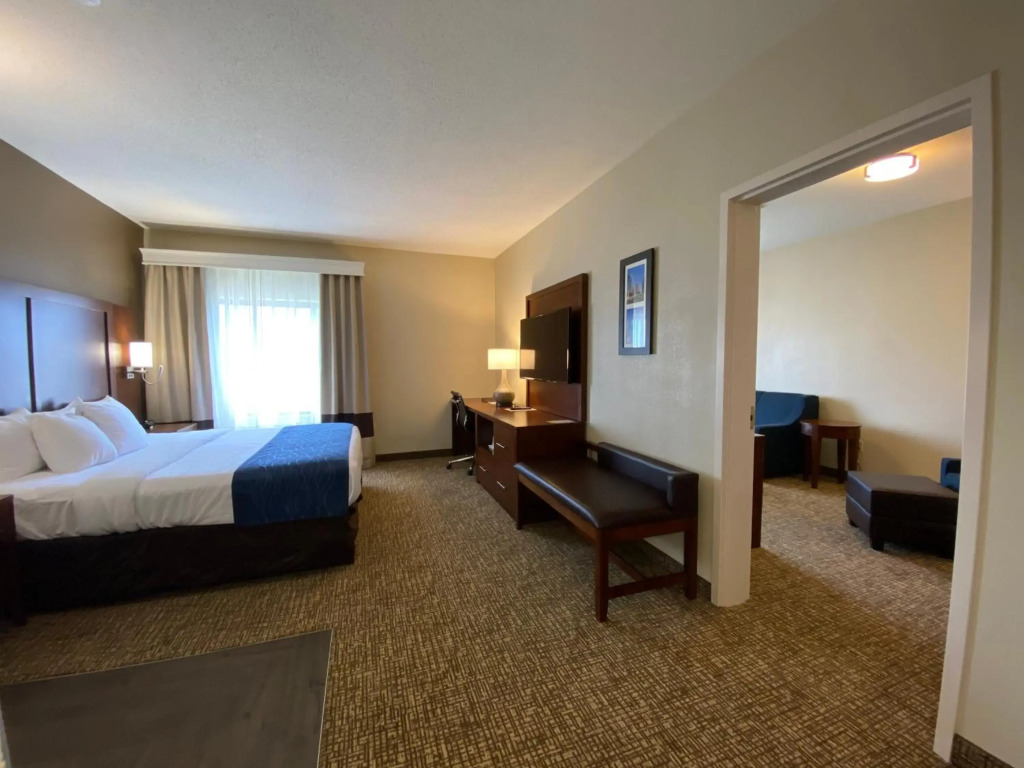Comfort Inn East Windsor - Springfield