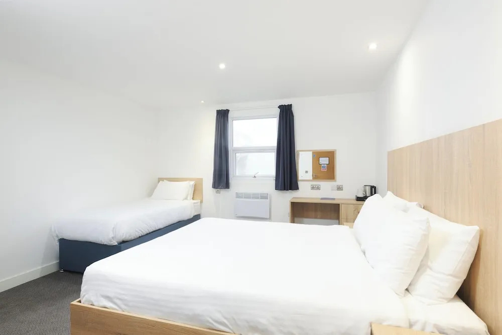 The Sandringham Hotel