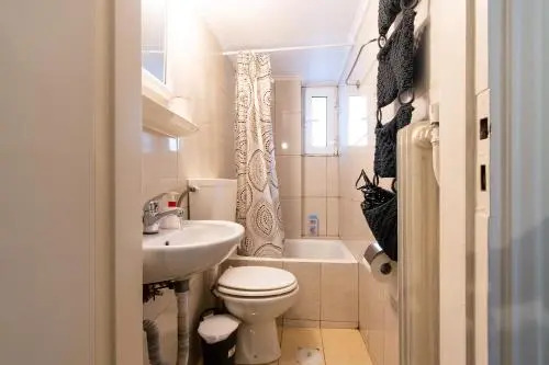 The Gallery Apartment