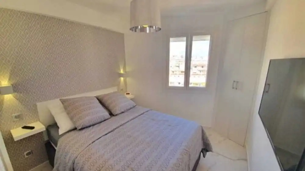 2P Luxe dernier étage Front de mer Wifi
