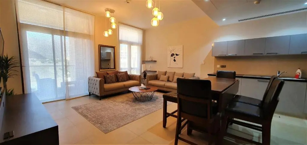 ONE Elegant Apartment in Muscat Bay 01