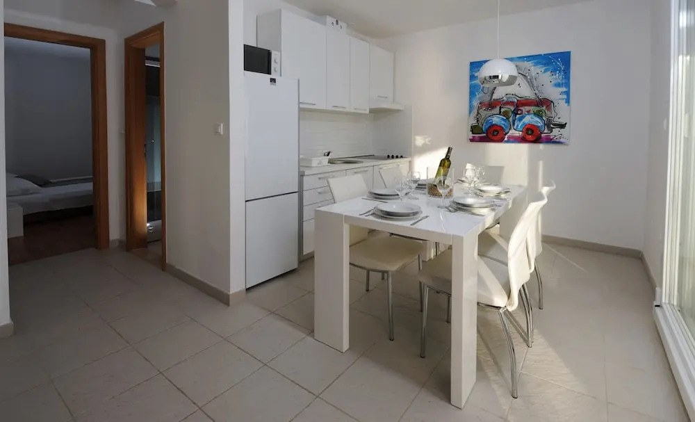 Apartments Andrea - Beachfront & Sea-view Terrace
