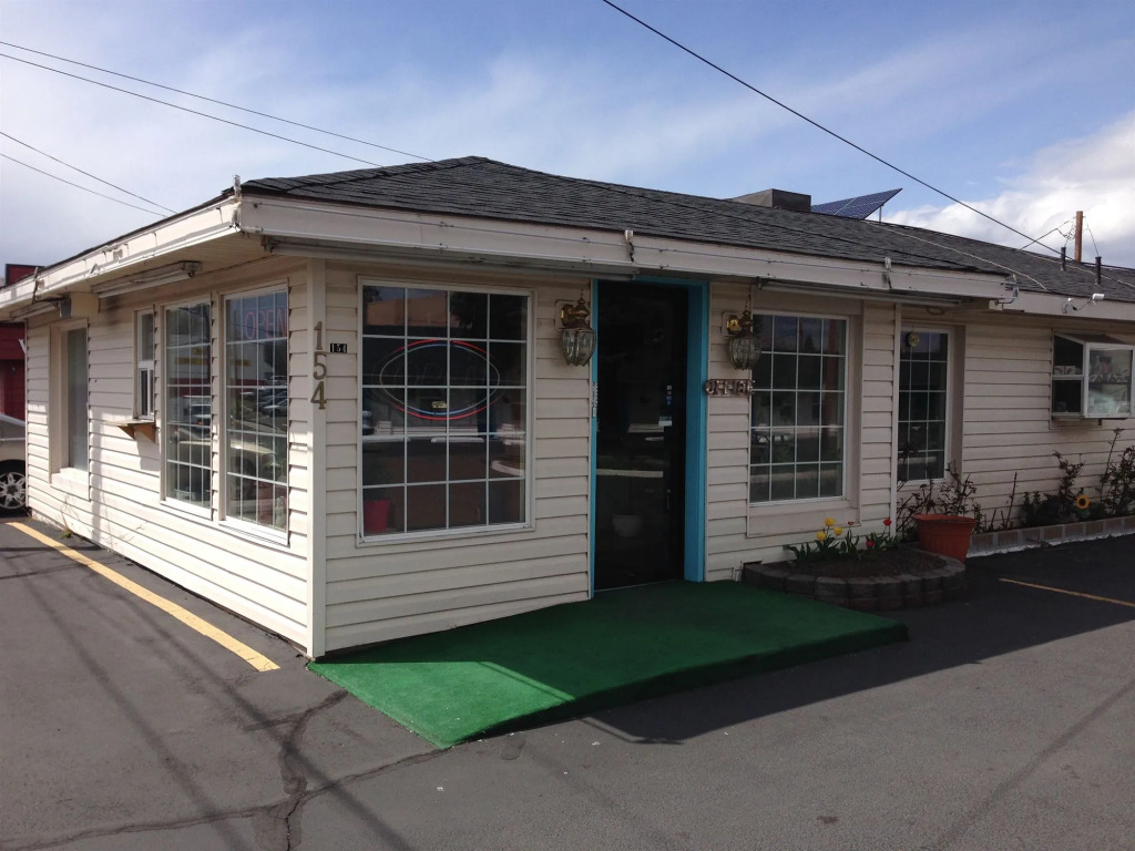 Rainbow Motel
