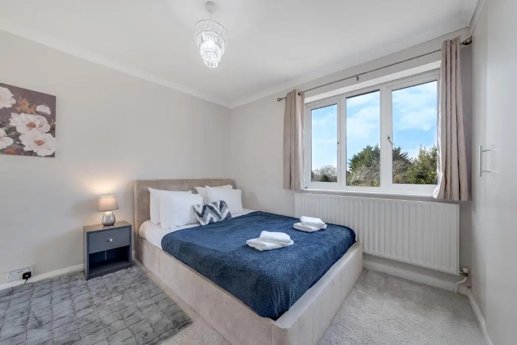 Suites by Rehoboth - Eton House - Orpington