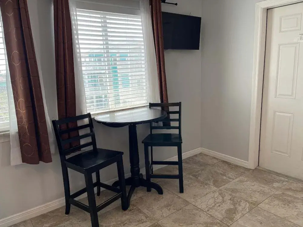 Beachgate Condo Suites And Hotel 237+239 2 Bedroom Condo
