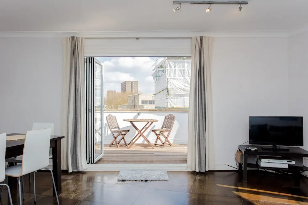 Bright, Modern 2 Bed in Maida Vale