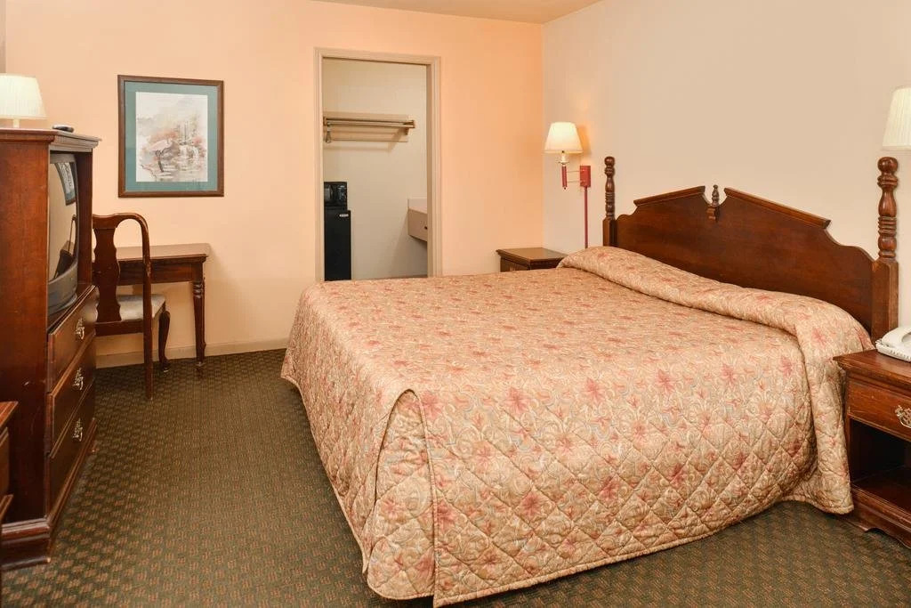 Howards Inn Motel